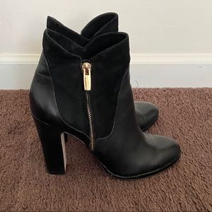Vince camuto Cace black suede and leather booties